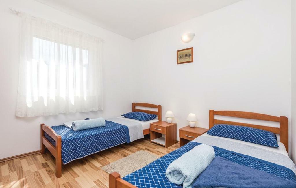 Apartments Duplic Povljana Luaran gambar